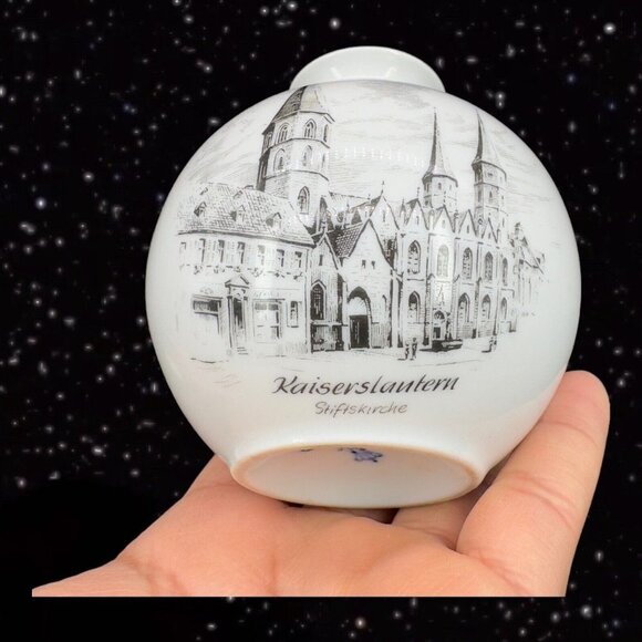 Vintage Kaiser Porcelain Vase Ceramic Made in West Germany Kaiserslantern - Picture 2 of 13